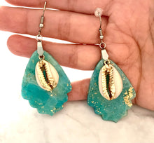 Load image into Gallery viewer, Beach Gold Frilled Drop Seashell Dangles
