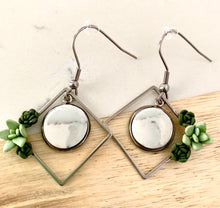 Load image into Gallery viewer, White Marble and Succulents Square Dangles
