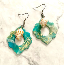 Load image into Gallery viewer, Boho Beach Gold Seashell Dangles (LARGE) 1
