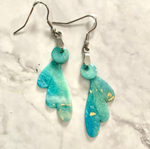 Load image into Gallery viewer, Beach Gold Winged Drop Dangles
